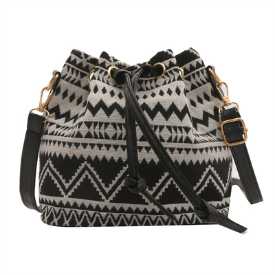 NEW CHINESE NATIONAL WIND ARMIPIT BUCKET BAG ساده ترين مد تابستان سبک لين جديد درجه بالا احساس تک شانه