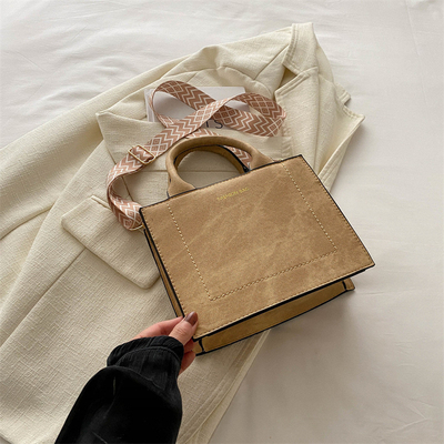 VINTAGE CHIC TEXTURED LETTER TOTE BAG BAG زنان 2024 ظرفیت بزرگ مدل جدید کیف دستی کمربند گسترده